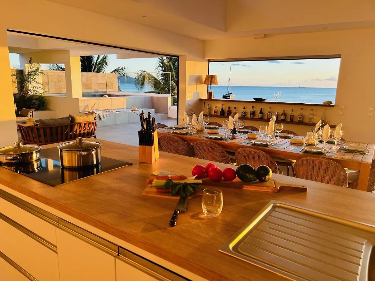שולשה La Plage Martinique 0*,  מרטיניק