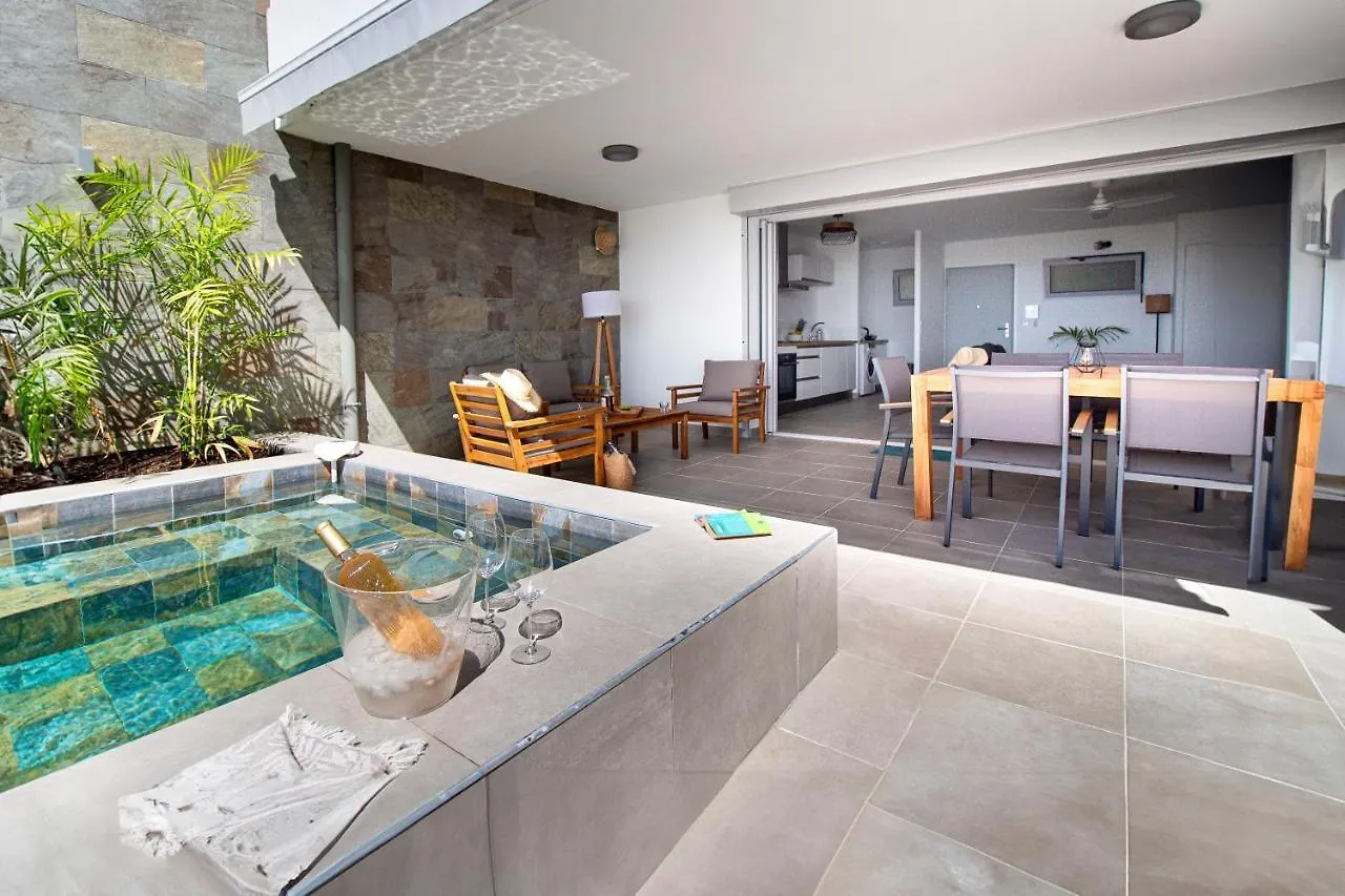 La Plage Martinique 舍尔谢