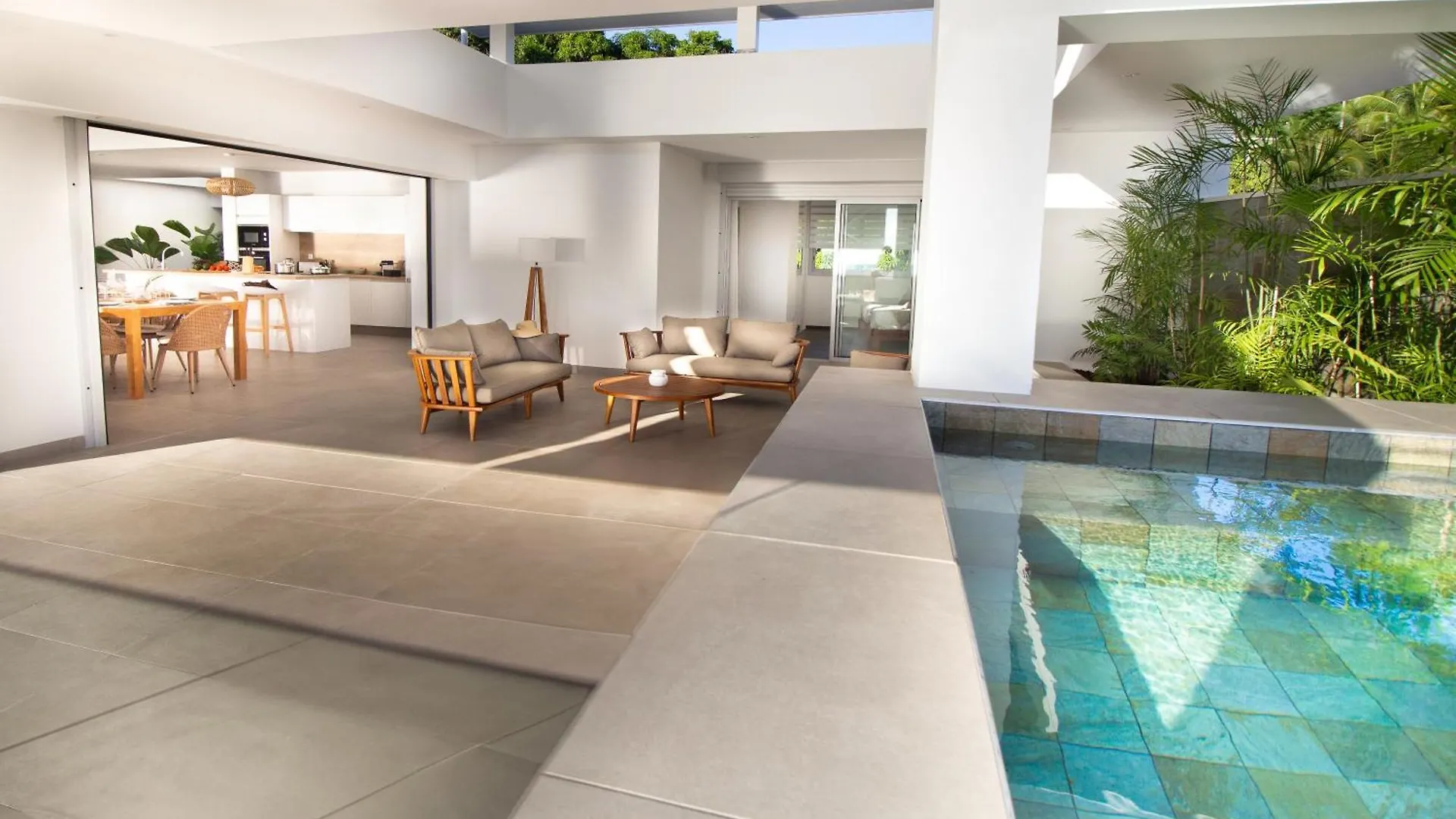 La Plage Martinique 舍尔谢